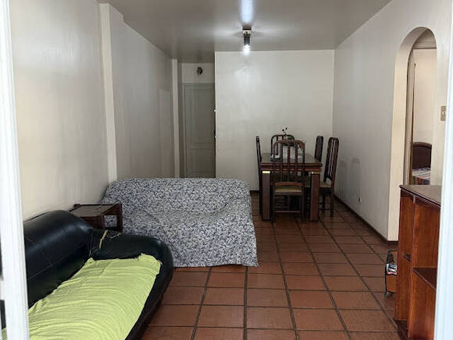 Apartamento para Venda em Cabo Frio - 4
