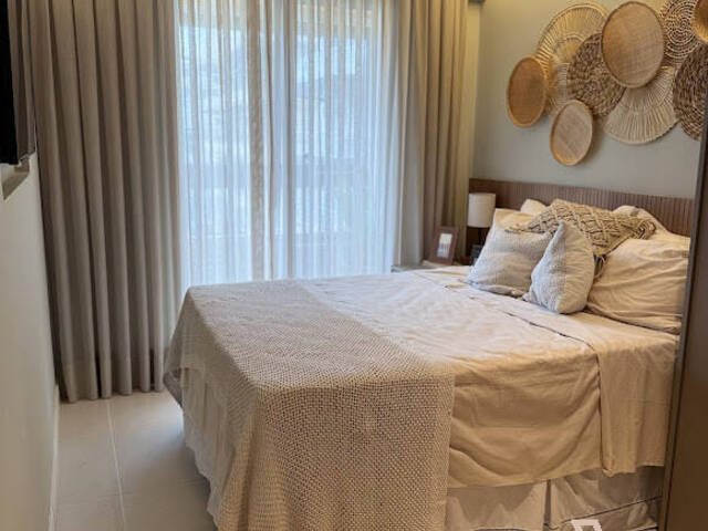 #24 - Apartamento para Venda em Cabo Frio - RJ