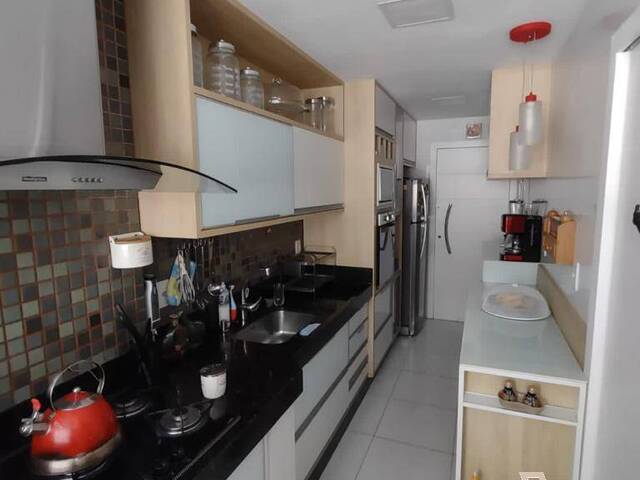 #77 - Apartamento para Venda em Cabo Frio - RJ