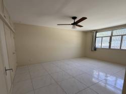 #27 - Apartamento para Venda em Cabo Frio - RJ - 3