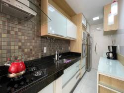 #241 - Apartamento para Venda em Cabo Frio - RJ - 2