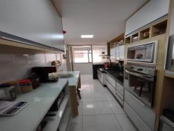 Apartamento para Venda em Cabo Frio - 4
